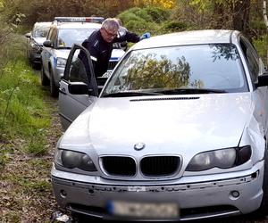 Zamknął znajomego w piwnicy, ukradł mu BMW i uciekł do lasu