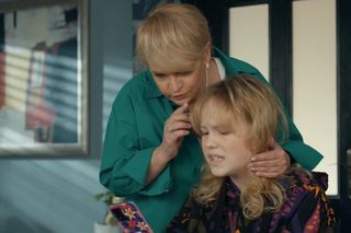 	Barwy szczęścia ostatni odcinek 3202 finał sezonu. Emilka (Jessica Frankiewicz), Małgorzata (Adrianna Biedrzyńska)