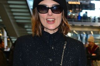 Muza projektantów, ulubienica reżyserów, modowa inspiracja dla kobiet na całym świecie. W czym tkwi sekret wyjątkowego stylu Keiry Knightley?