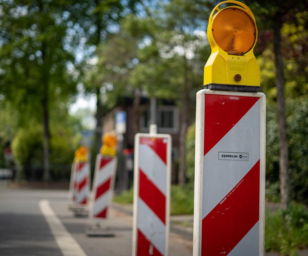 Ważne skrzyżowanie w Nowej Hucie zamknięte. Utrudnienia dla kierowców i pasażerów MPK