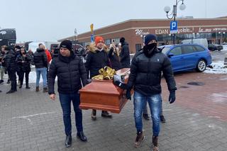 Protest w Centrum Handlowym „Ptak”