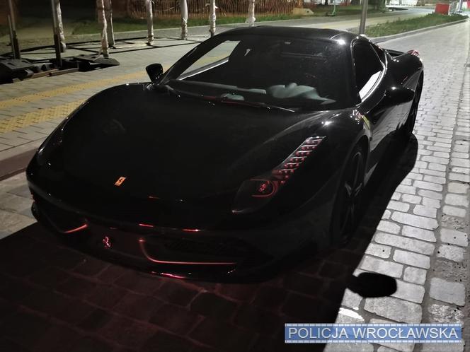 Kierowca ferrari szalał po Wrocławiu. Mocno uszczuplił portfel, ale zyskał… punkty