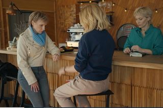 Barwy szczęścia, odcinek 3152. Sonia (Weronika Nockowska), Dominika (Karolina Chapko), Renata (Anna Mrozowska)