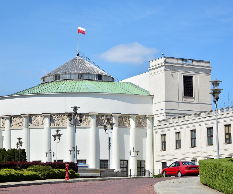 Czy wiesz, jaką ważną zmianę wprowadził Sejm 24 kwietnia roku 2015?