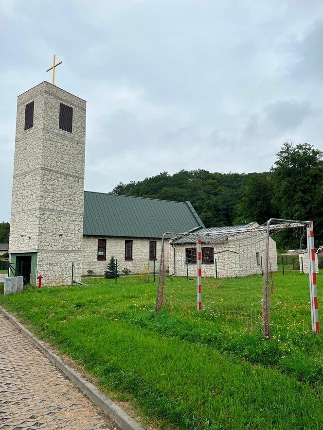 Bochotnica, 13-latek nie żyje, plac zabaw