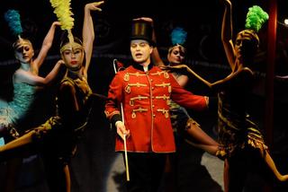 Bodo odcinek 5.  Eugeniusz Bodo (Tomasz Schuchardt)