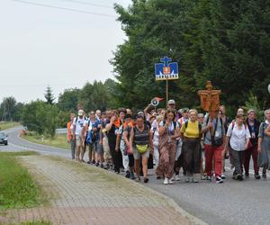 Śpiewający dzień lubelskich pątników na szlaku do Jasnej Góry!