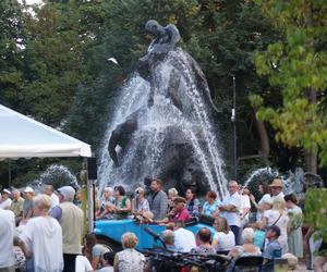 Fontanna Muzyki rozbrzmiała w centrum Bydgoszczy [ZDJĘCIA]