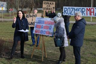 Awantura o budowę w parku w Sulejówku. Miała być mała kawiarenka, będzie duża restauracja