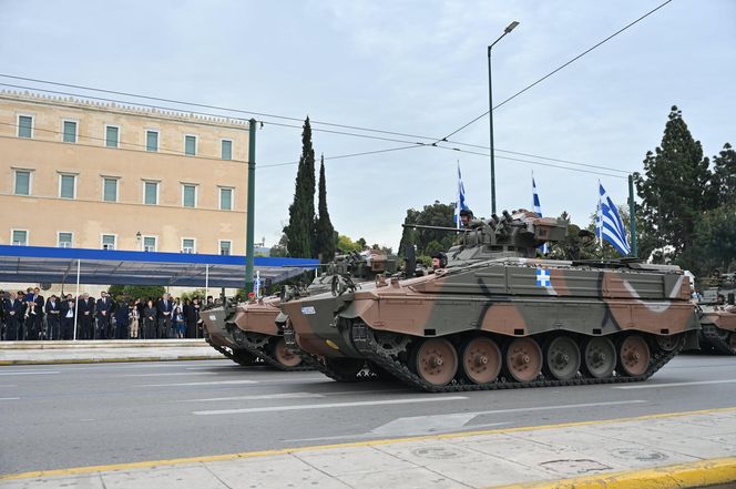 Ponad 400 nowych wozów bojowych i modernizacja czołgów. Niemcy kuszą Grecję