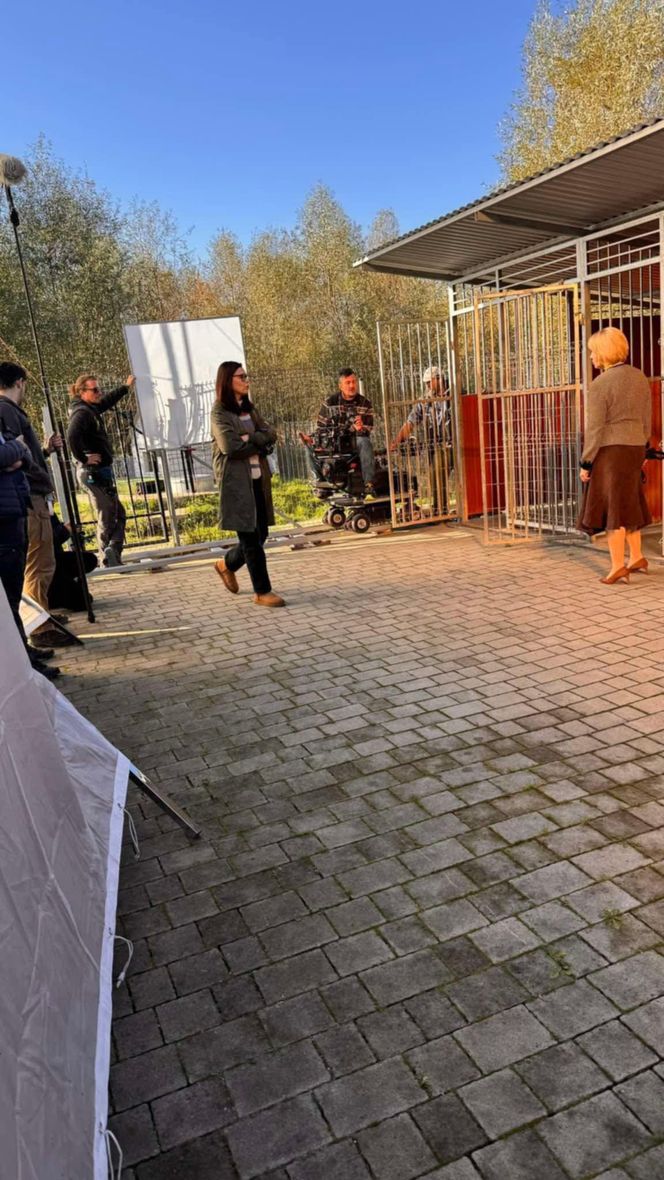 Ekipa filmowa w schronisku dla zwierząt w Nowym Sączu 
