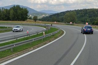 Zakręt na zakopiance DK7 w Chabówce