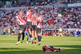 Dzieje się na pucharowych boiskach: kompromitacja Cracovii, nie podskoczyła trzecioligowcowi! Widzew też przegrywał