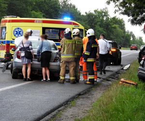 Czołówka pod Wołominem. Dwie osoby w szpitalu