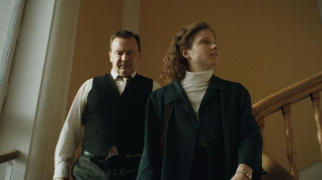 Osiecka, odcinek 1: Rodzinny dramat Agnieszki Osieckiej. Odkryje romans ojca, który zniszczył jej życie - ZWIASTUN