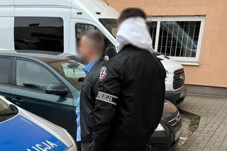 Złodziej roku w Gdańsku. Ukradł buty i uciekał w nich przed służbami