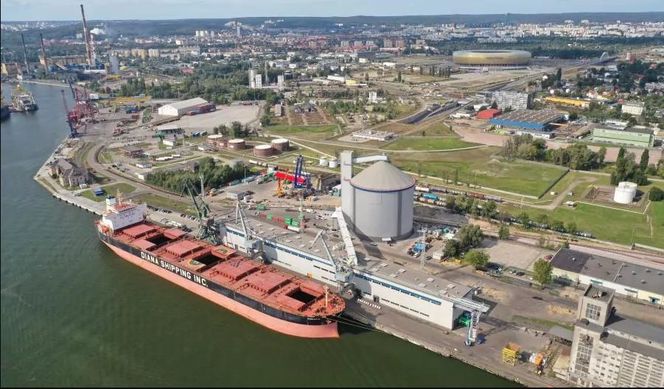 Port Wewnętrzny, Nabrzeże Wiślane