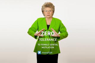 Viviane Reding: Zero tolerancji dla okaleczania narządów płciowych kobiet
