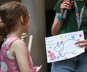 Hugo z ZOO baluje! Hipopotam z Warszawy ma 18 lat i dowód osobisty