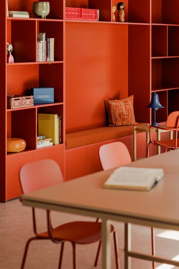 Dom studenta numer 7. Warszawski Akademik