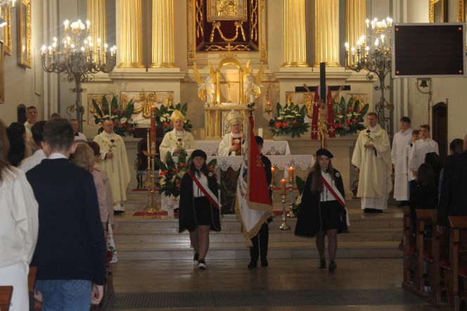 Jubileusz 40-lecia połączony był ze świętem szkoły, ponieważ obchodzi ona również 28. rocznicę nadania imienia.