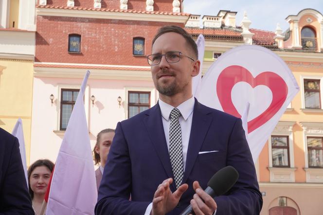 Rafał Trzaskowski poparł Jakuba Kwaśnego w walce o fotel prezydenta Tarnowa