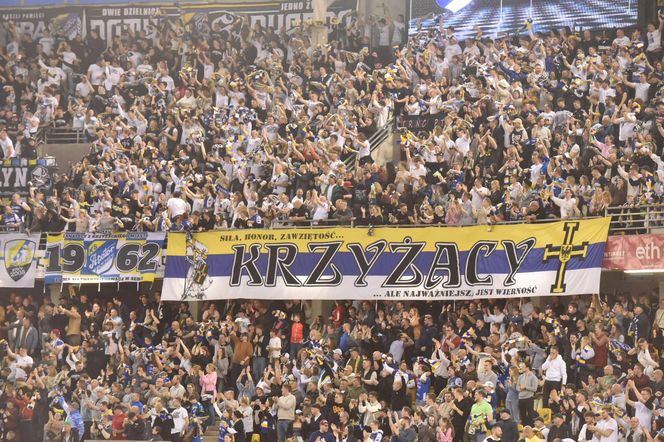 PRES Grupa Deweloperska Toruń - Betard Sparta Wrocław, zdjęcia kibiców i zawodników z Motoareny