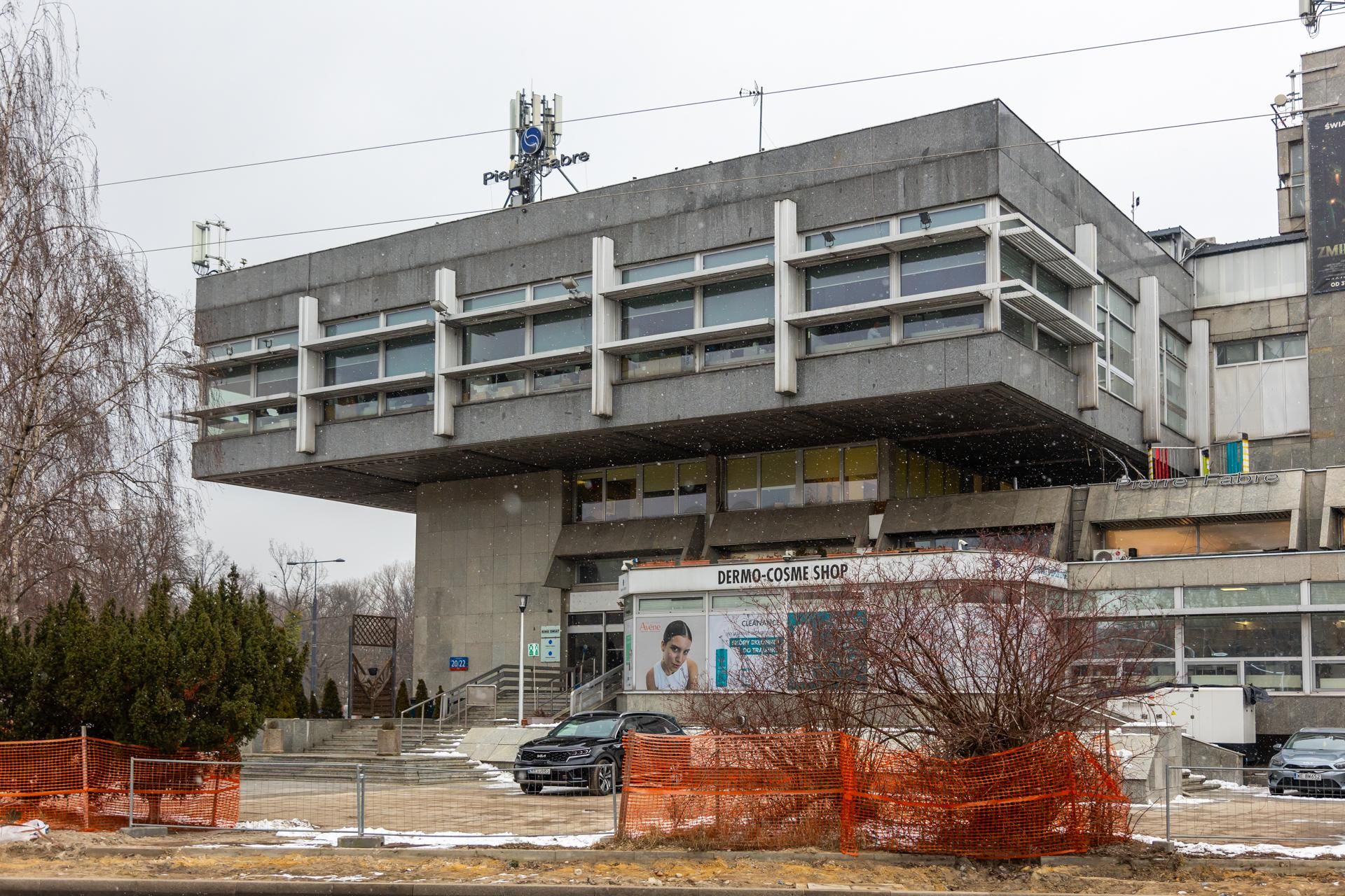 Uniwersus w Warszawie