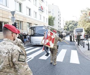 Tłumy na defiladzie wojskowej w Warszawie