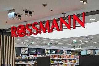 Black Friday w Rossmannie 2024. Kiedy będą promocje? Co szykuje popularna sieć drogerii?