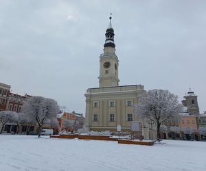 Leszno wygląda bajkowo! Na walentynki sypnęło śniegiem