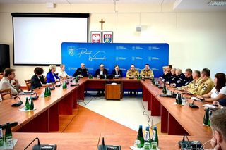 Policjanci pokazali jak wygląda wnętrze spalonego budynku w Ząbkach. Wstrząsające obrazki