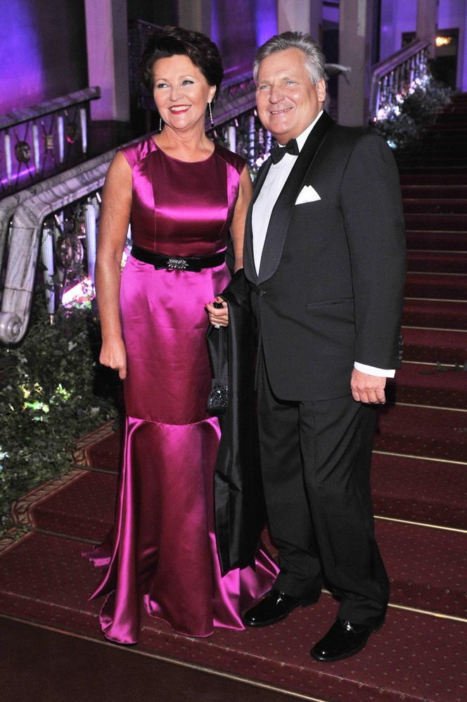 Marta Nawrocka kocha róż, inne pierwsze damy też