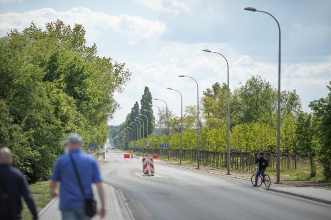 Płock. Kolejowa gotowa miesiąc przed terminem! Kiedy nią pojedziemy?