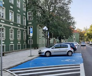 Zaparkujesz za darmo pod magistratem. Są jednak pewne warunki