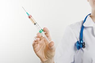 Szczepienie na kleszcze - wszystko o szczepionce na kleszczowe zapalenie mózgu