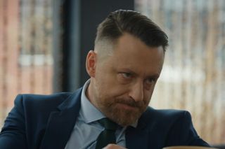 Barwy szczęścia, odcinek 3187. Maciej Wilk (Adam Szczyszczaj)