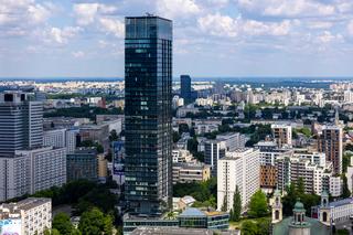 9 najwyższych budynków mieszkalnych w Warszawie. Gdzie szukać mieszkania z widokiem?