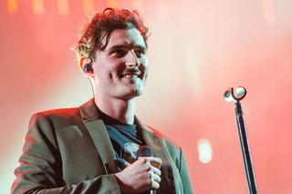 Dać zarobić artyście