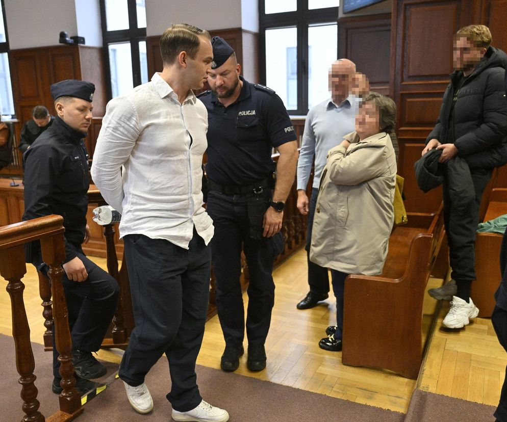 Proces Dawida Mirkowskiego o zabójstwo na Nowym Świecie. Ja go, k***a, pociąłem!