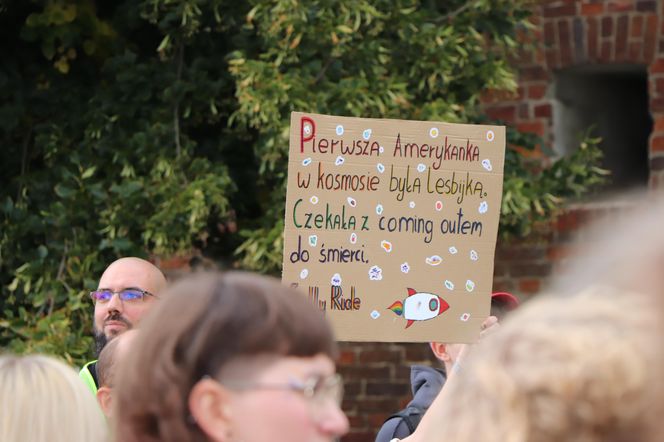 Marsz Równości w Toruniu i kontrmanifestacja