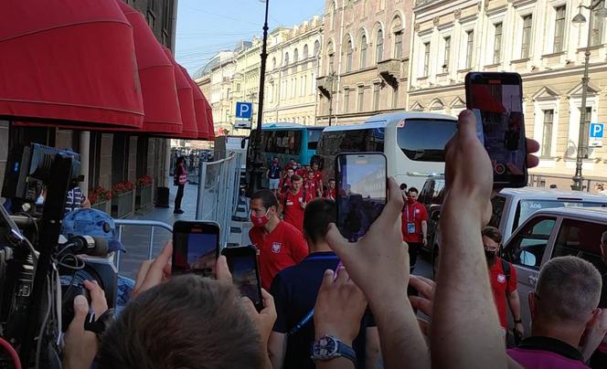 Reprezentacja Polski zameldowała się w hotelu w Petersburgu 