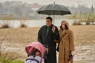 Na Wspólnej odc. 3983. Klaudia (Justyna Karłowska), Michał (Robert Kudelski), Nadia (Marcelina Sałek)