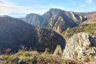 AI wybrała najlepsze miejsce na jesienny weekend w Małopolsce. Dla podróżników jest kultowe!