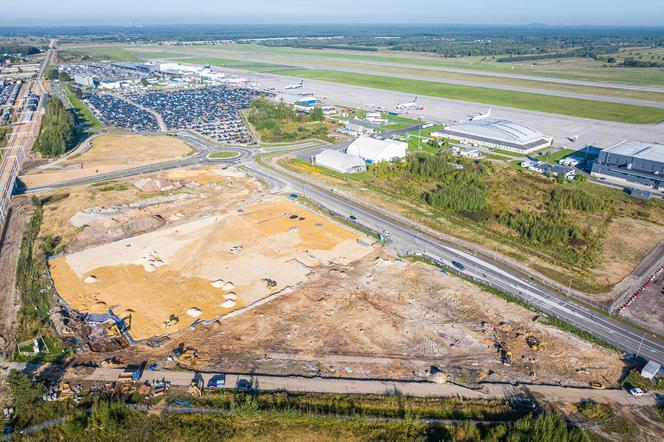 Przy Katowice Airport powstaje nowy parking i wezeł przeładunkowy z bazą paliw