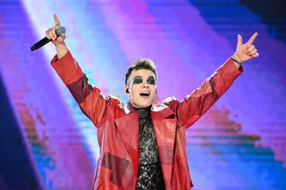 Cyms rozbijał publiczność w Sopocie, a potem wszedł ON. Demoniczne show Cugowskiego w okularach ojca!