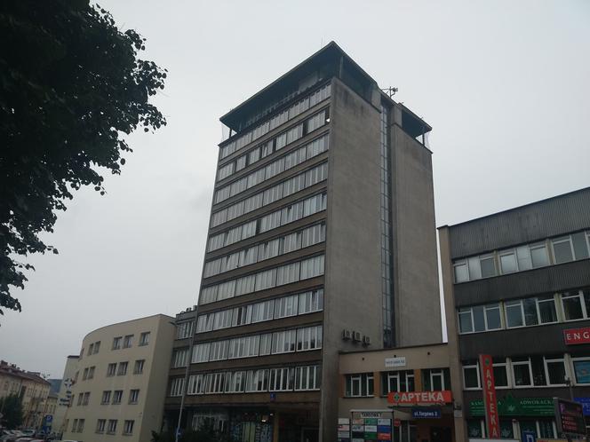 Część rzeszowskich urzędników przeniesie się do wieżowca na Targowej