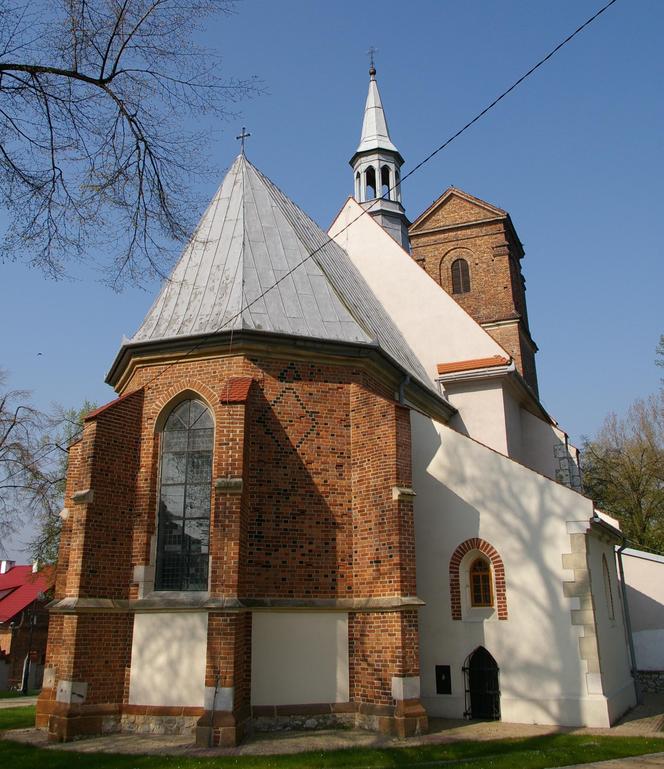 To jedna z najpiękniejszych wsi w Małopolsce. Odnaleziono w niej skarb z czasów średniowiecza 