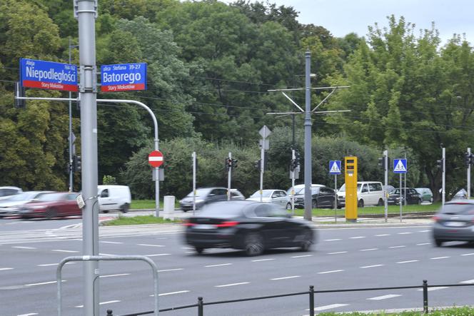 To tutaj policja złapała Beatę K.: między monopolowym a szkołą nauki jazdy w Warszawie