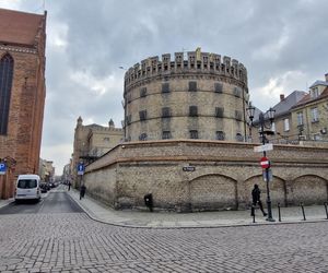 Nie ma Torunia bez Okrąglaka. Kapitan zdradza tajemnice aresztu śledczego. Nieznane historie